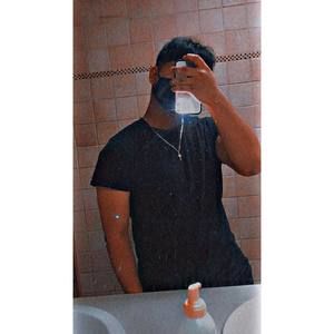 Meet your Posher, Adrian